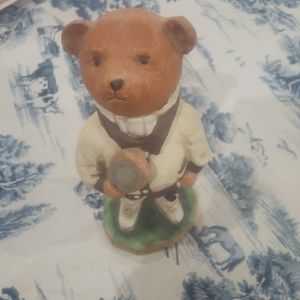 Little bear sculpture